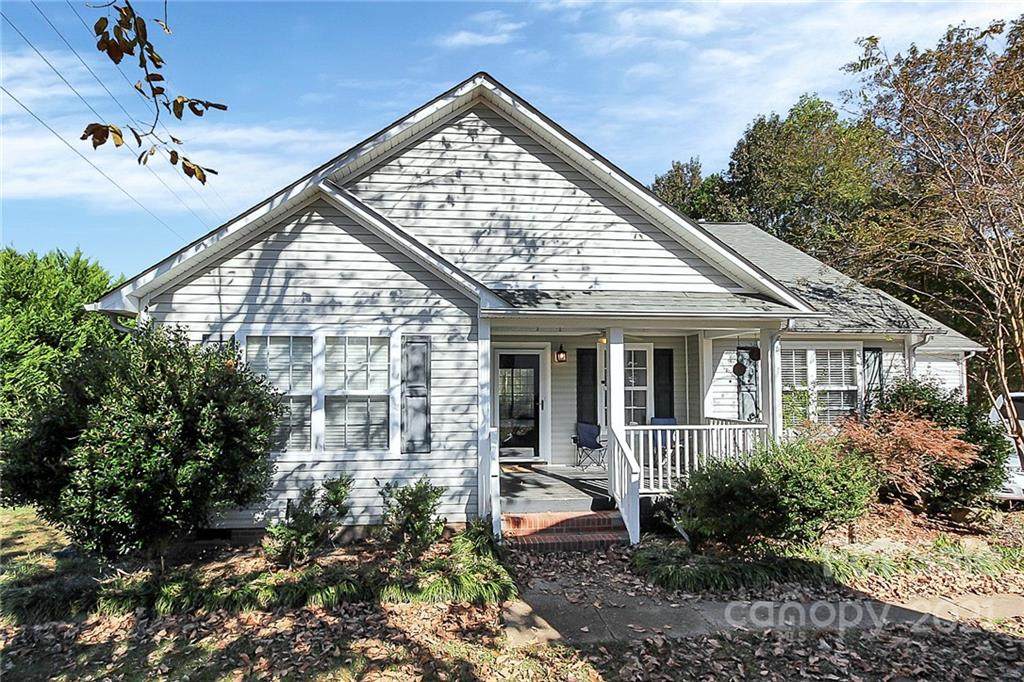 1407 George Dunn Road - Photo 1