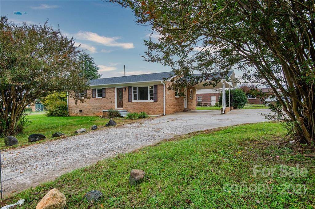 8540 Homer Evans Avenue - Photo 1