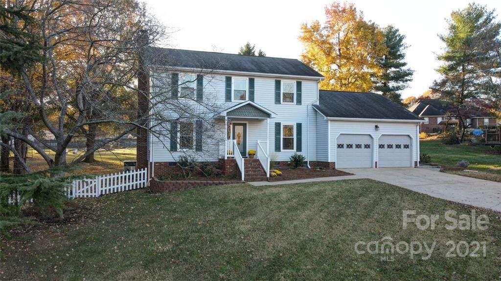 2011 Jefferson Avenue - Photo 1