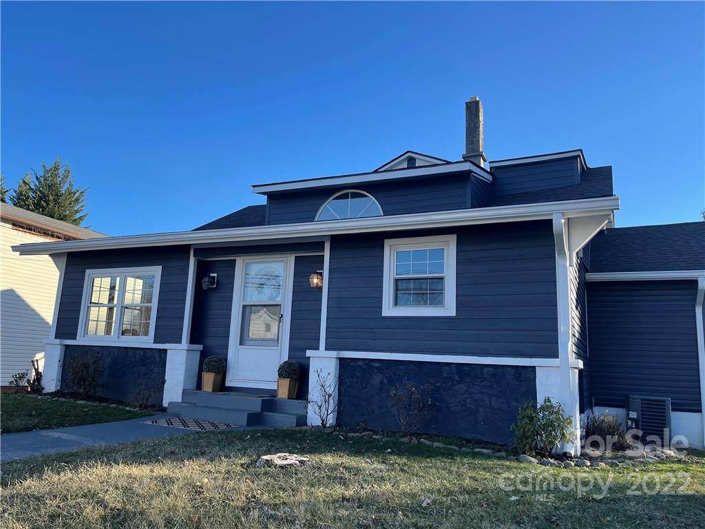 574 Academy Street - Photo 1
