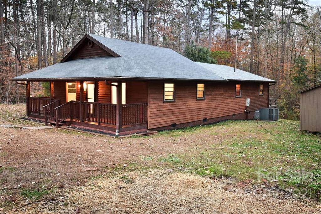 230 Pioneer Drive - Photo 1