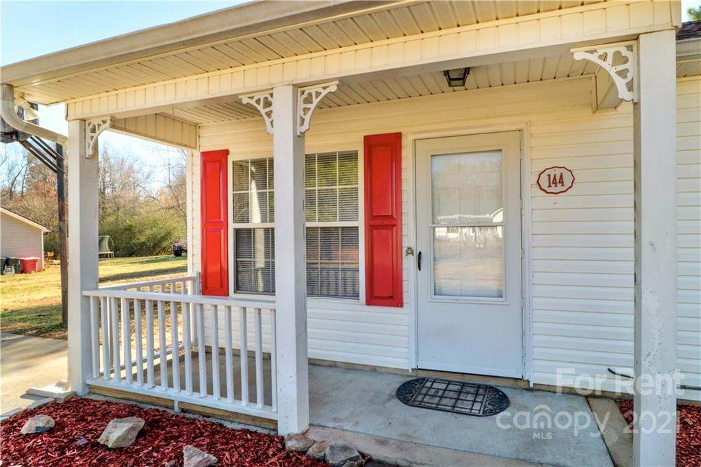144 Morning Dew Drive - Photo 1