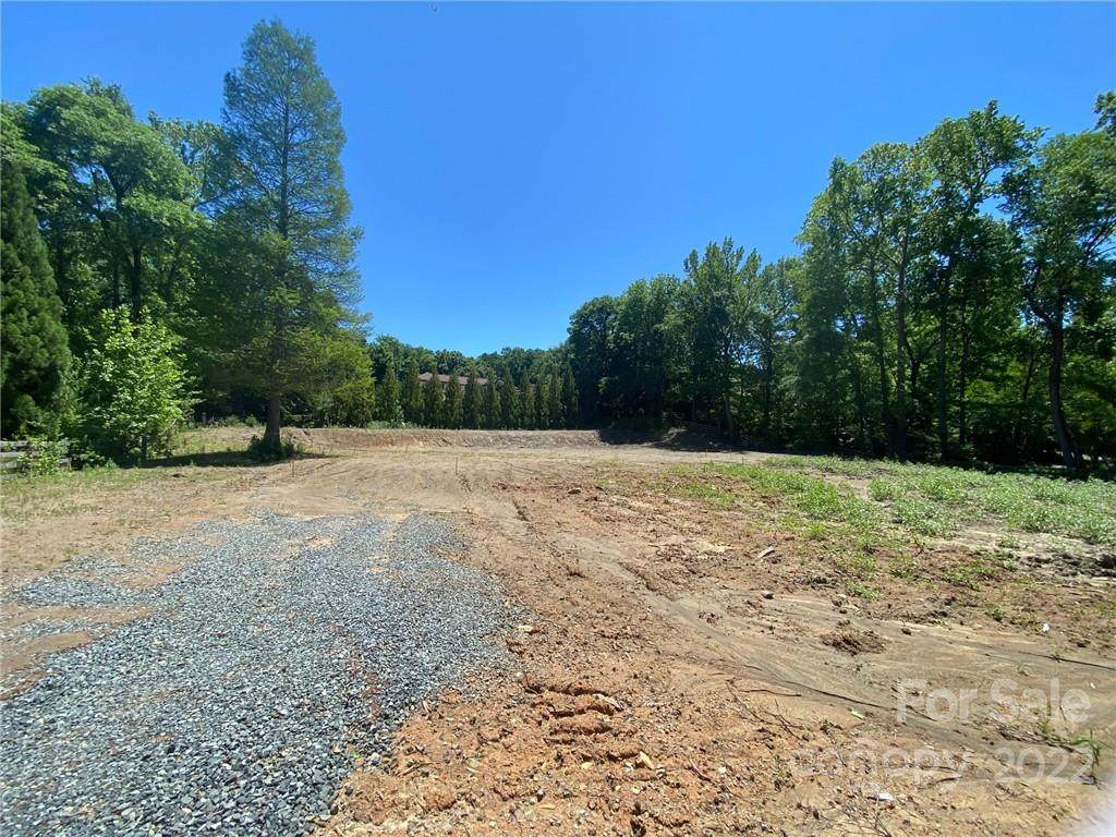 6501 Sharon Hills Road - Photo 1