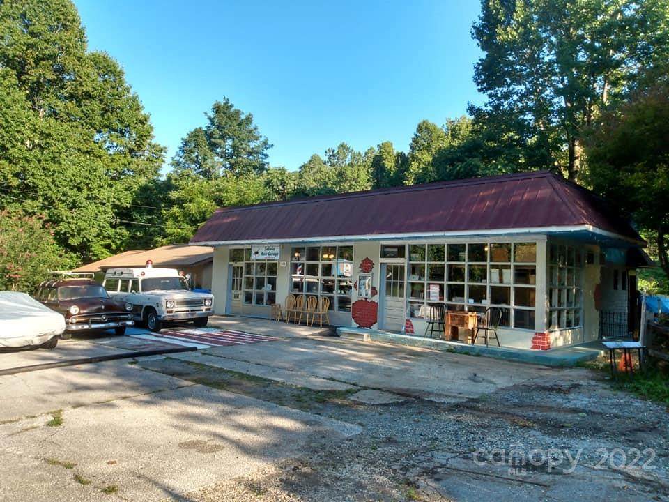 144 Us Highway 176 Highway - Photo 1