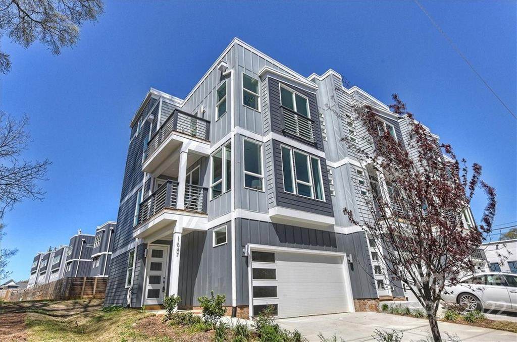1647 Duckworth Avenue - Photo 1