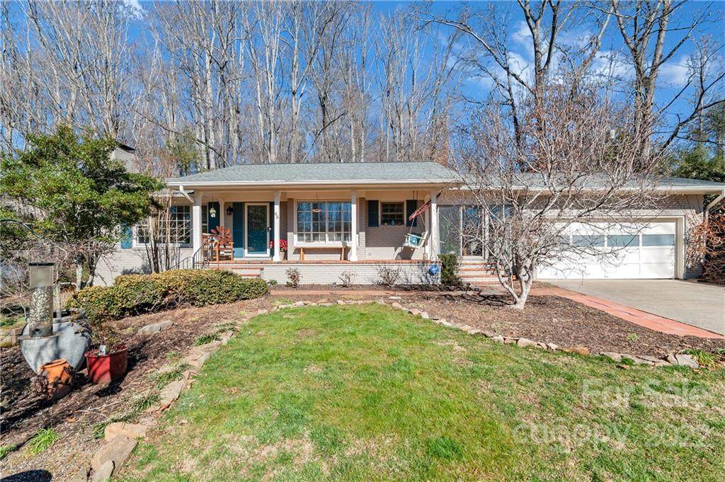 65 West End Circle - Photo 1
