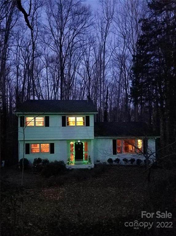 145 Meadowbrook Lane - Photo 1