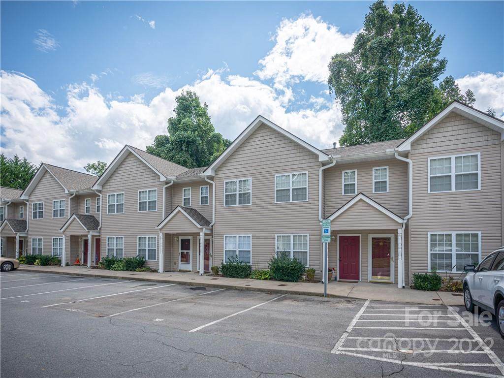 99 Creekside Drive - Photo 1