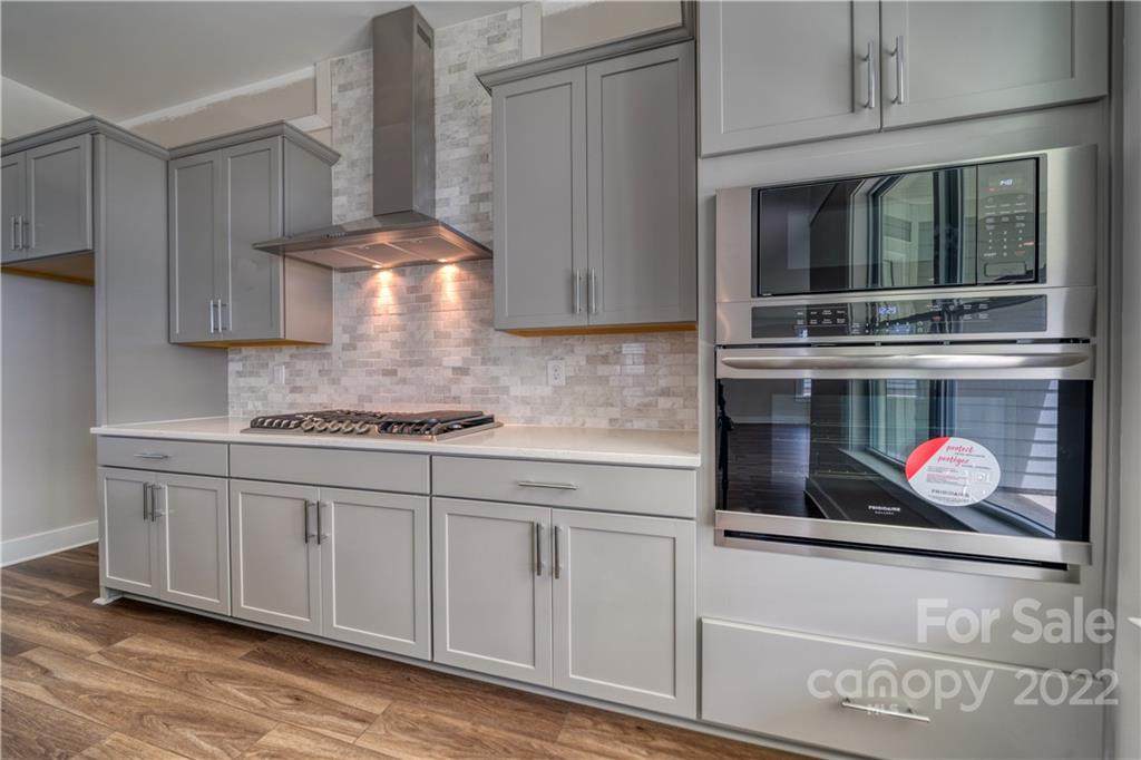 8104 Eliot Street - Photo 1