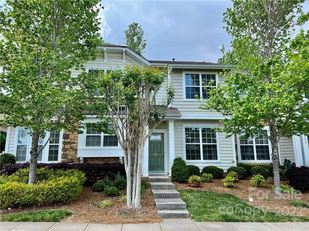 605 River Park Road - Photo 1