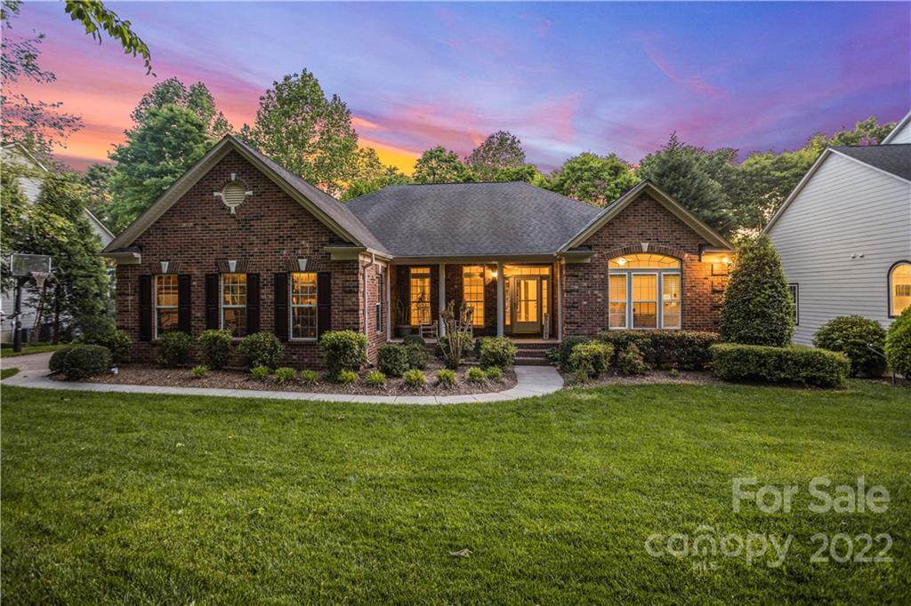 1292 Valhalla Drive - Photo 1