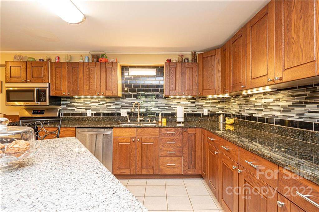 1225 12th Street Drive - Photo 1