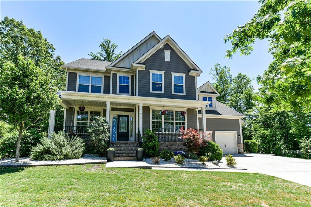 1612 Great Road - Photo 1