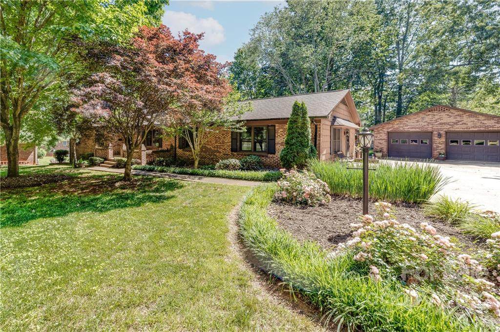 1401 Arden Drive - Photo 1