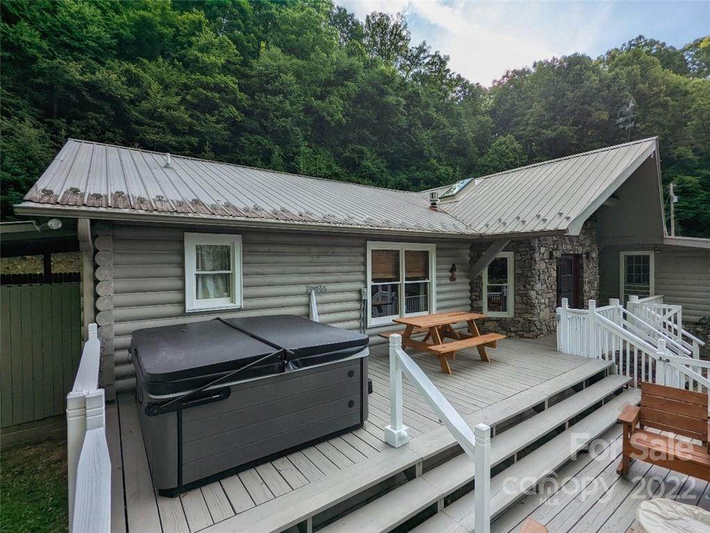 577 Woodmore Drive - Photo 1