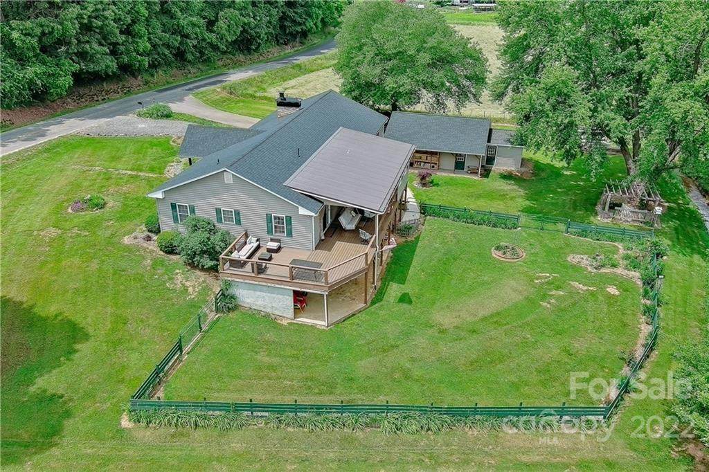 1115 Goughes Branch Road - Photo 1