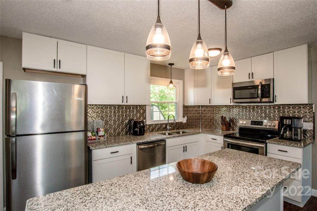 131 Sheffield Road - Photo 1