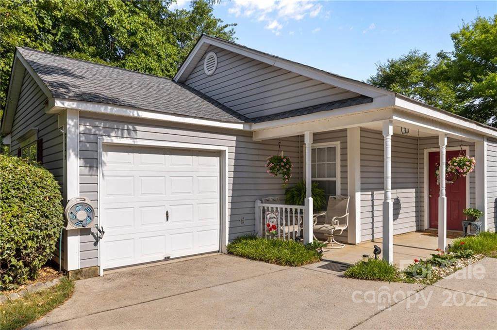 3055 Champion Lane - Photo 1