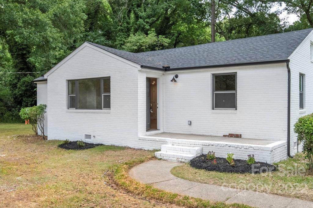 901 Garringer Place - Photo 1