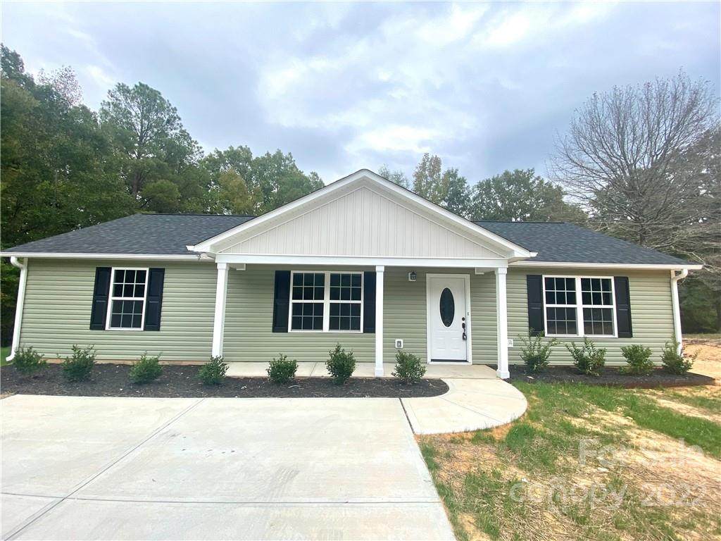 1646 Old Hillside Road - Photo 1