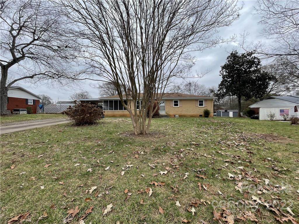 179 Westwood Drive - Photo 1