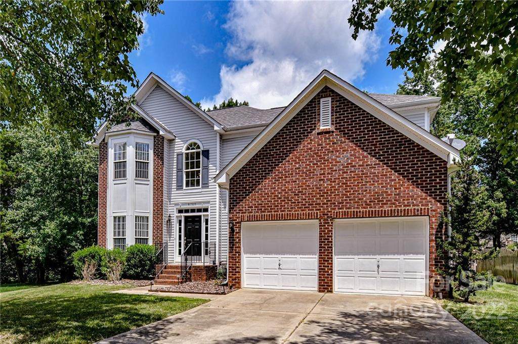 8709 Huntland Court - Photo 1