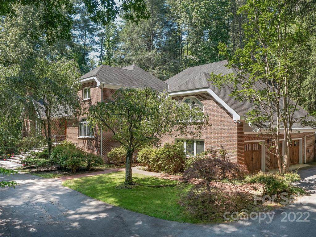 8 Hemlock Road - Photo 1
