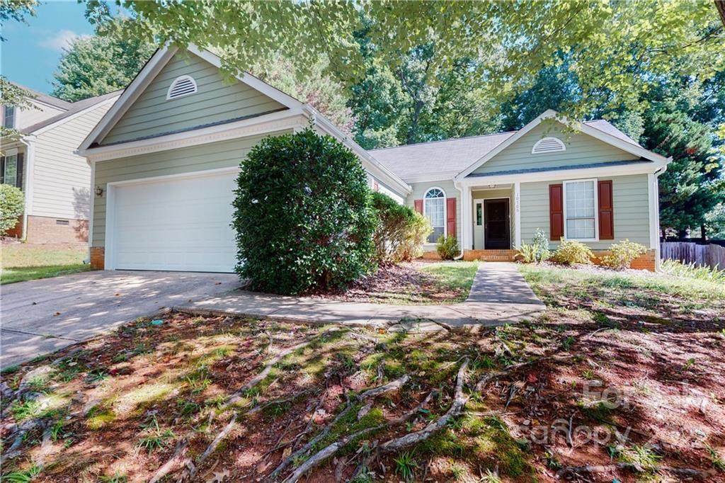 10706 Starwood Avenue - Photo 1