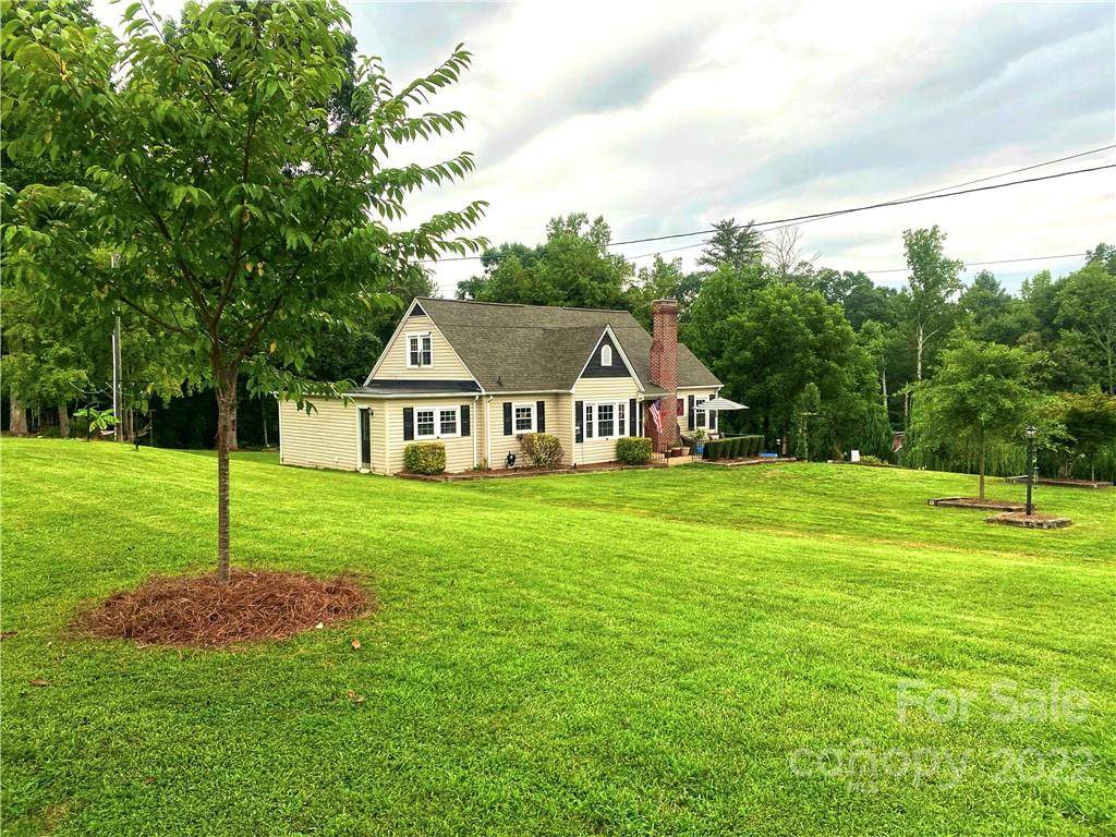 904 Bounous Street - Photo 1