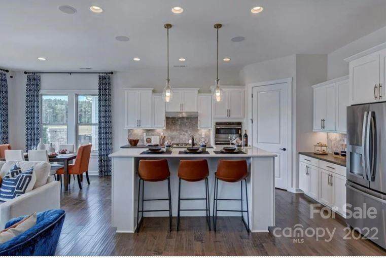 410 Northgate Boulevard - Photo 1