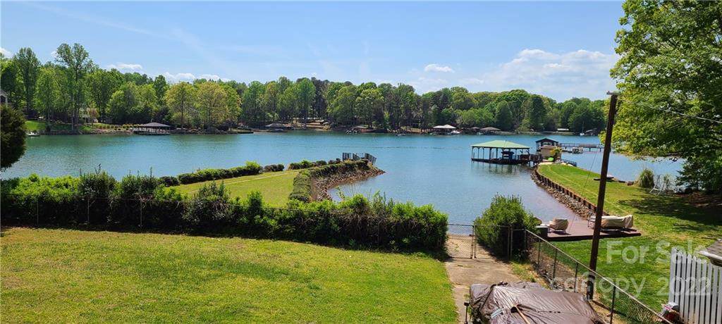 370 Catalina Drive - Photo 1