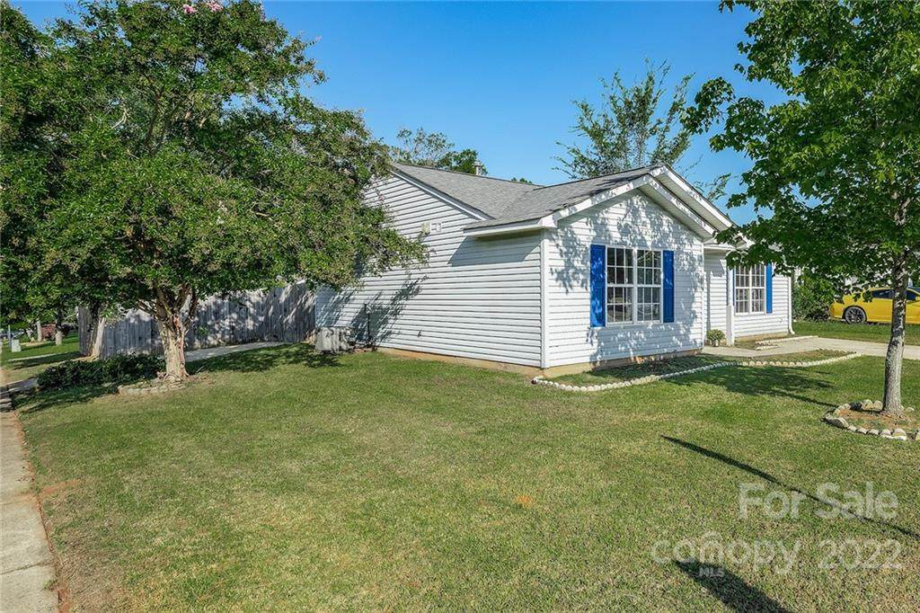 2305 Brenly Court - Photo 1