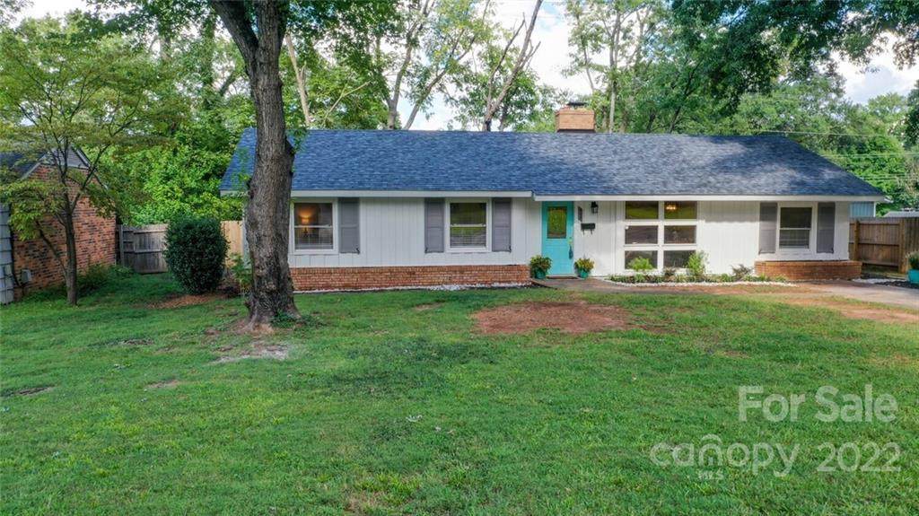 715 Cooper Drive - Photo 1