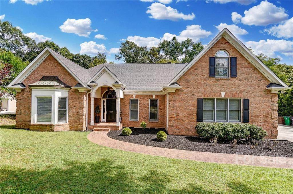 5609 Camilla Drive - Photo 1