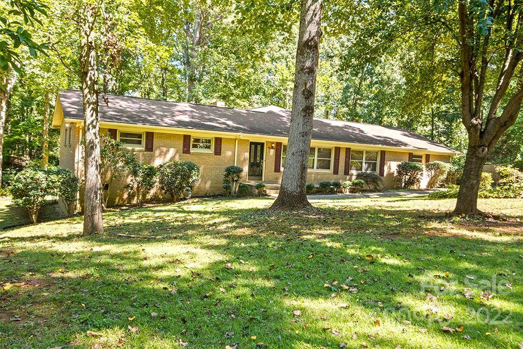 206 Smith Street - Photo 1