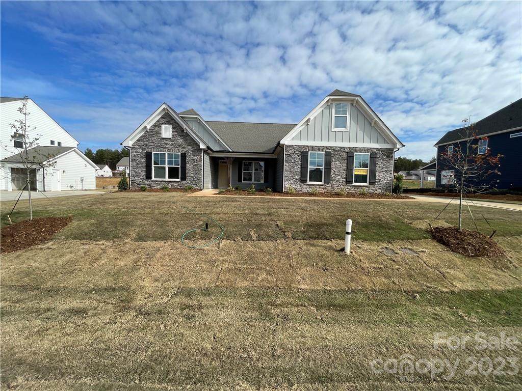 602 Yucatan Drive - Photo 1