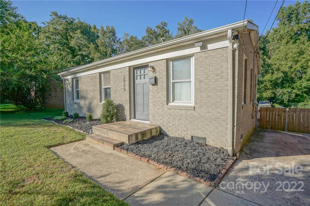 2925 Coronet Way - Photo 1
