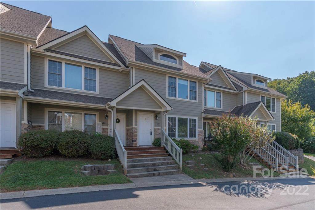 122 Rotunda Circle - Photo 1