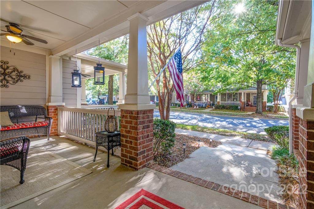 1042 Market Street - Photo 1