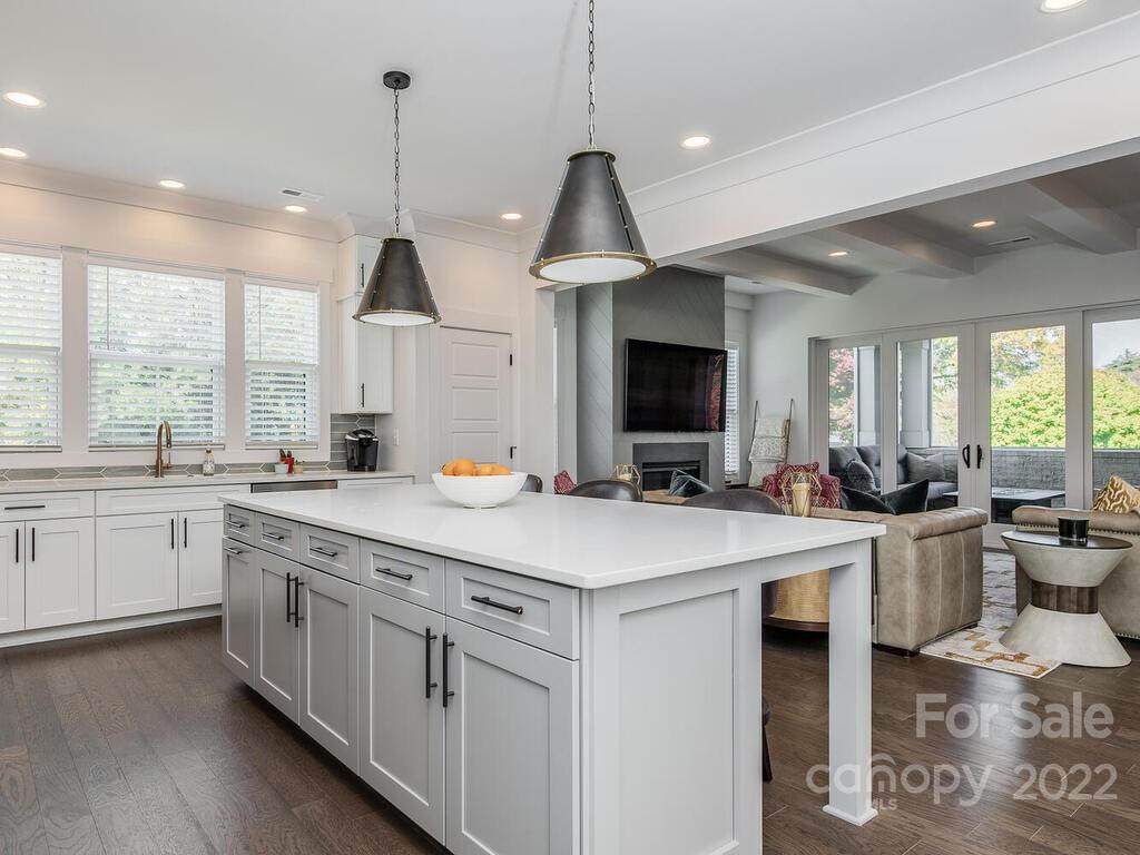 3927 Haven Drive - Photo 1