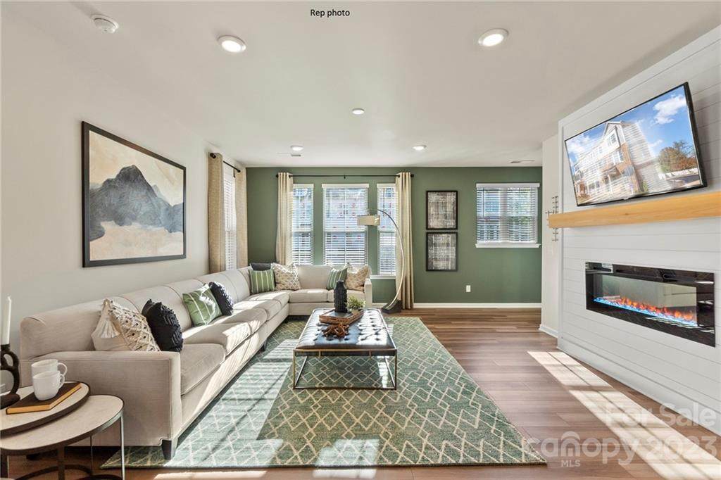 15013 Camus Court - Photo 1