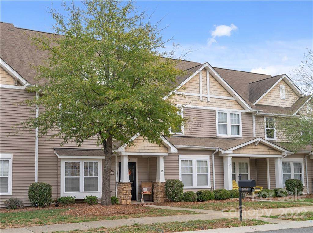 1020 Laparc Lane - Photo 1