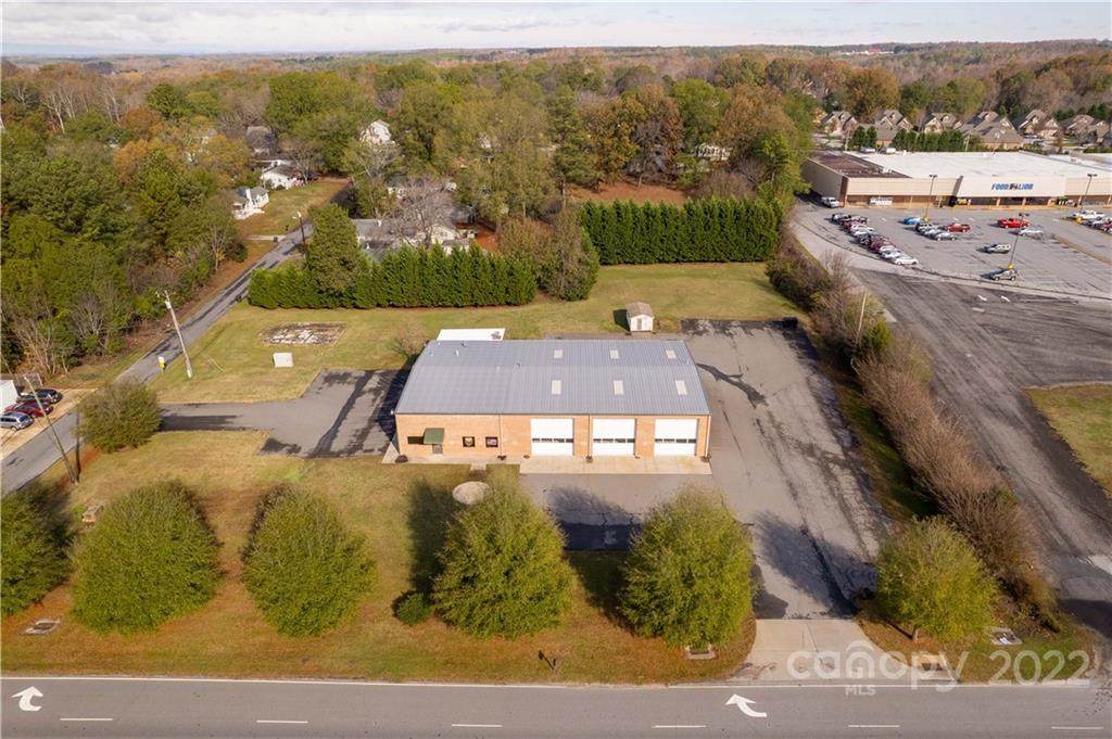 1324 Shelby Road - Photo 1