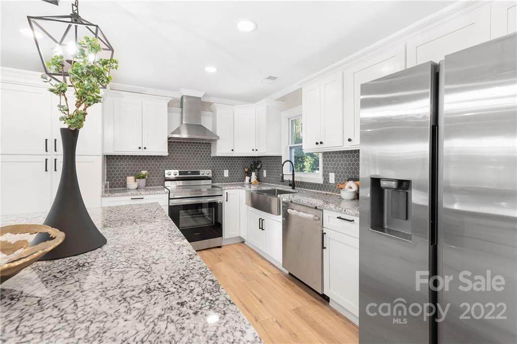 2606 Holbrook Road - Photo 1