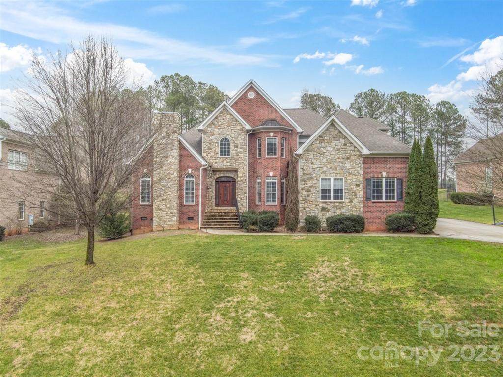 126 Whispering Cove Court - Photo 1