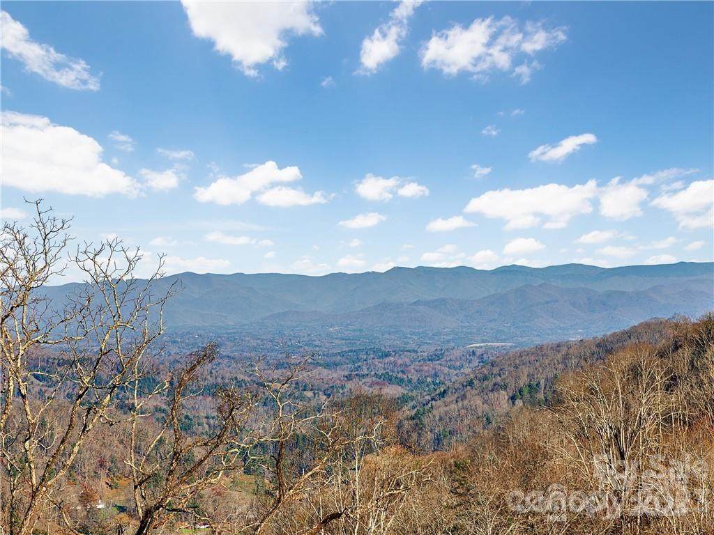 580 Freemont Drive - Photo 1