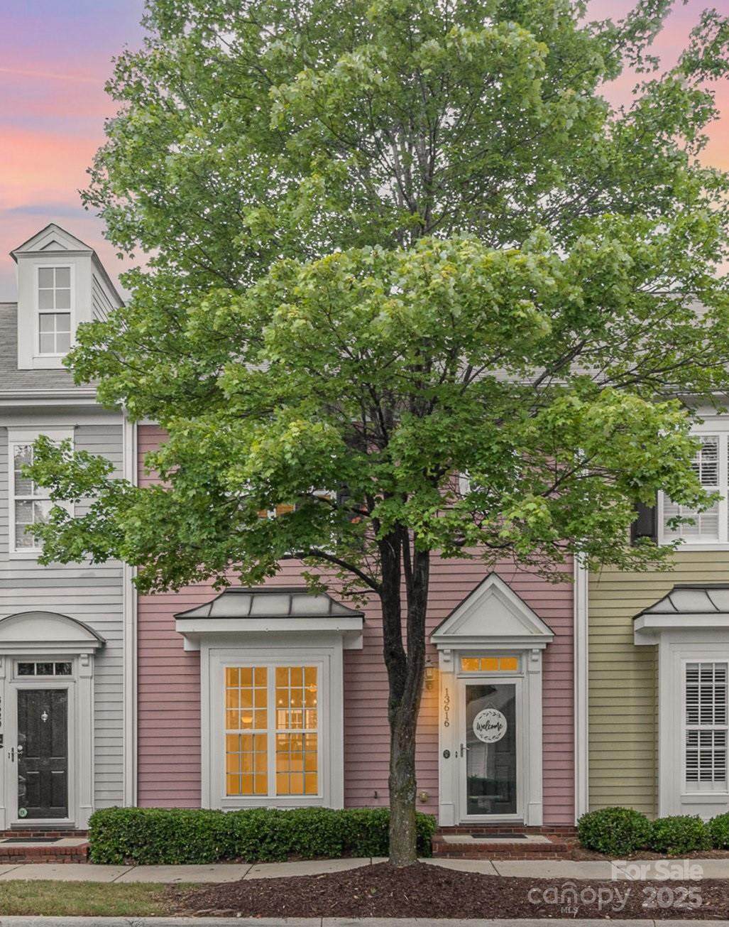 13616 Morehouse Street - Photo 1