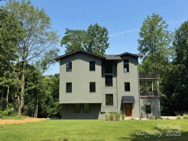 150 Driftwood Drive - Photo 1