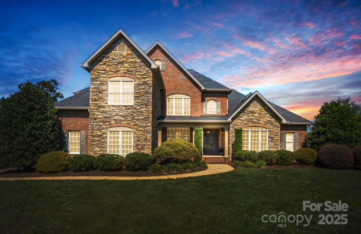 734 Cedar Hill Drive - Photo 1