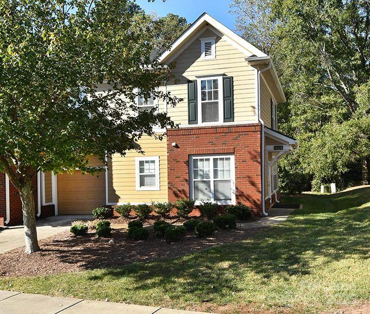 15224 Coventry Court Lane - Photo 1